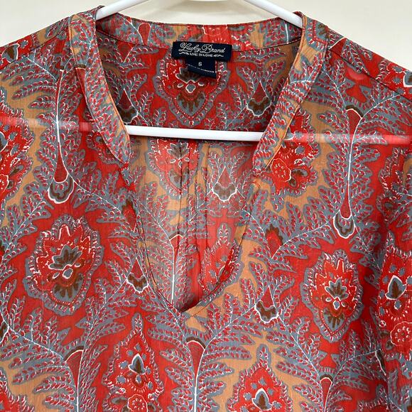 Lucky Brand V-Neck Blouse Semi Sheer Paisley Floral Red Lightweight Sz SMALL - Picture 2 of 9